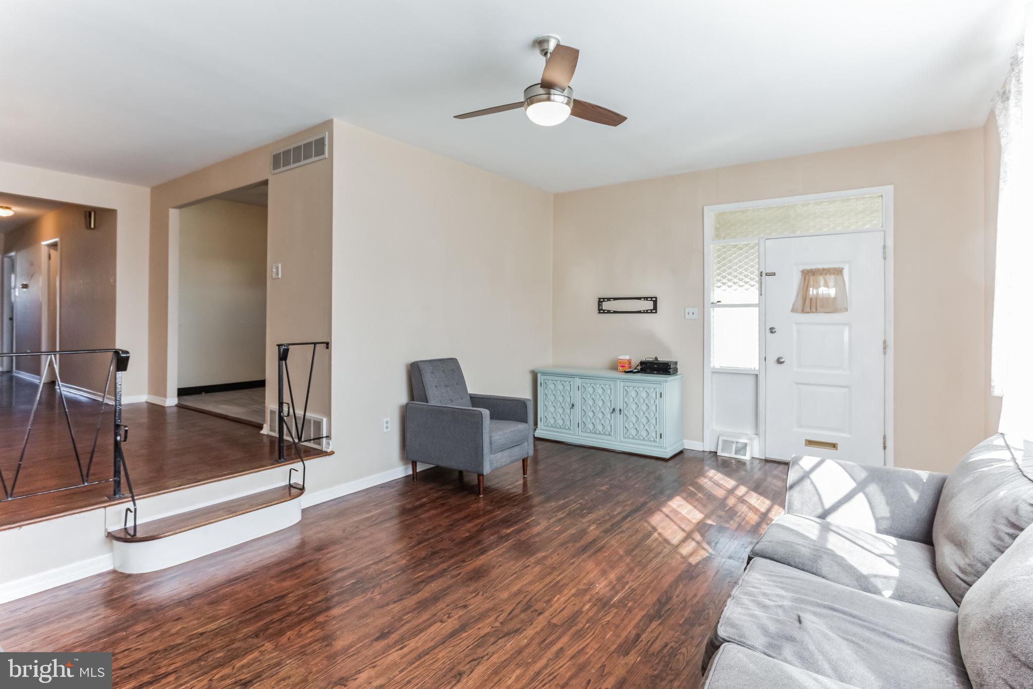 9974 Sandy Road Philadelphia, PA 19115 - Photo 5 of 23