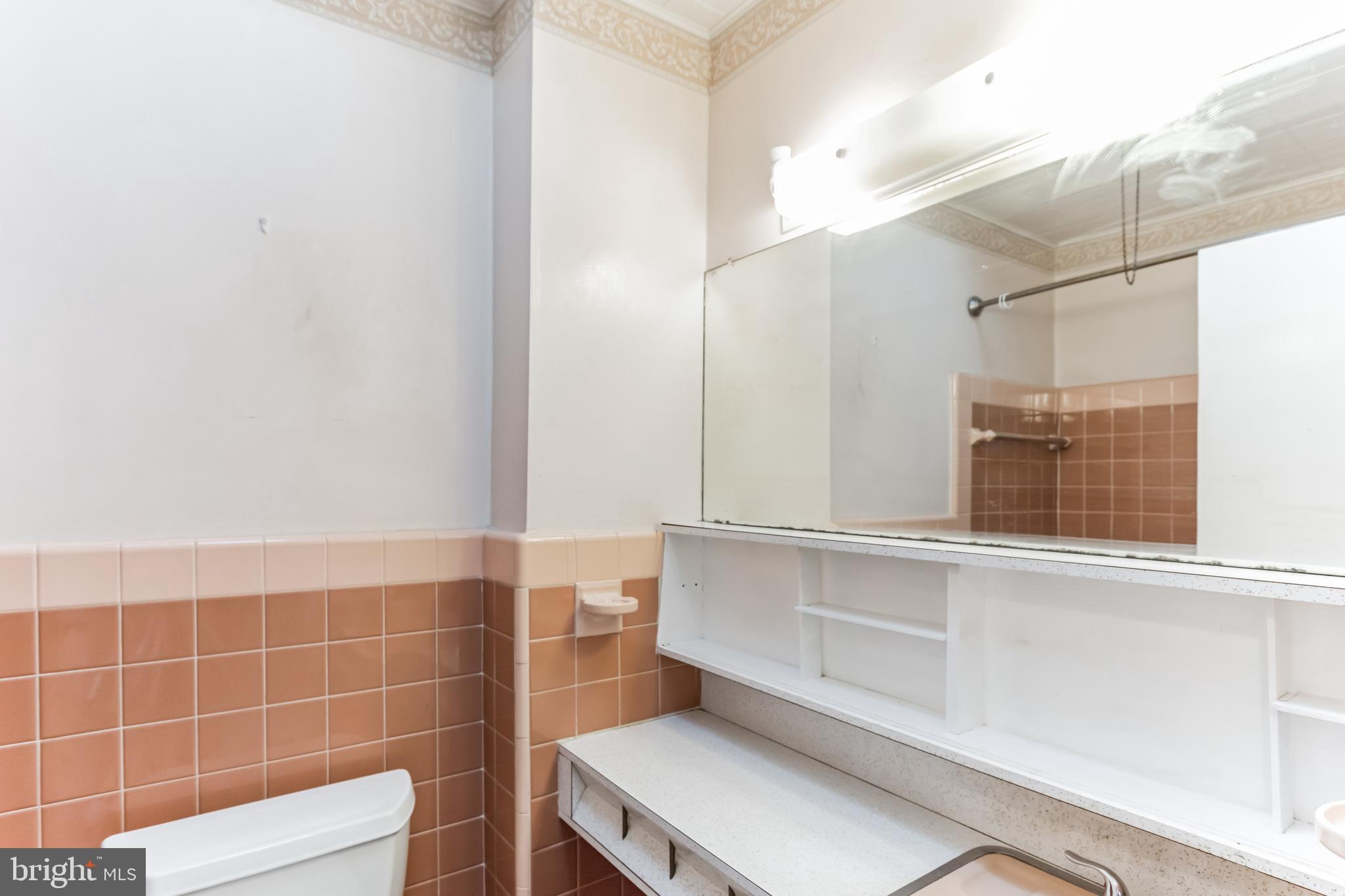 9974 Sandy Road Philadelphia, PA 19115 - Photo 10 of 23 Hallway Bathroom