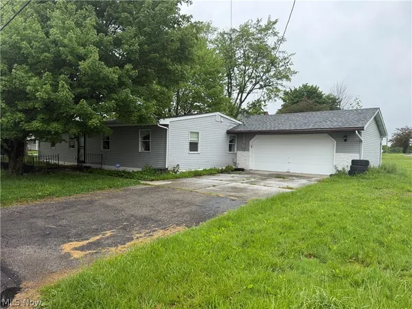 $104,000 | 131 Marshall Avenue West, Warren, OH 44483