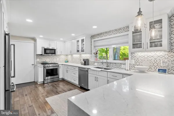 $785,000 | 15401 Silvan Glen Drive, Dumfries, VA 22025