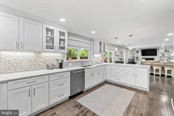 $785,000 | 15401 Silvan Glen Drive, Dumfries, VA 22025