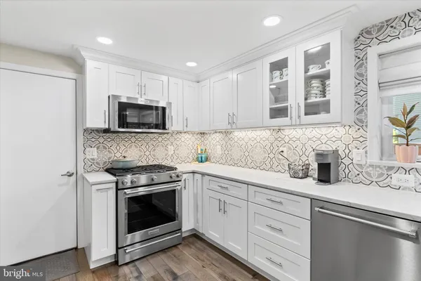 $785,000 | 15401 Silvan Glen Drive, Dumfries, VA 22025