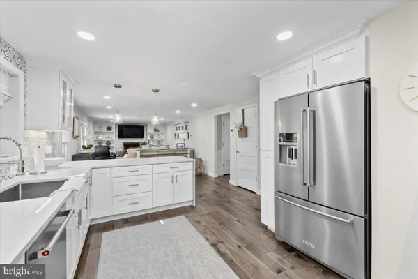 $785,000 | 15401 Silvan Glen Drive, Dumfries, VA 22025