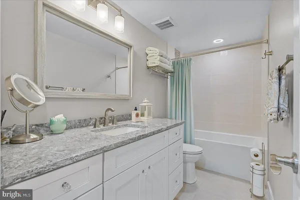 $785,000 | 15401 Silvan Glen Drive, Dumfries, VA 22025