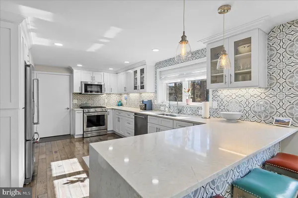 $785,000 | 15401 Silvan Glen Drive, Dumfries, VA 22025