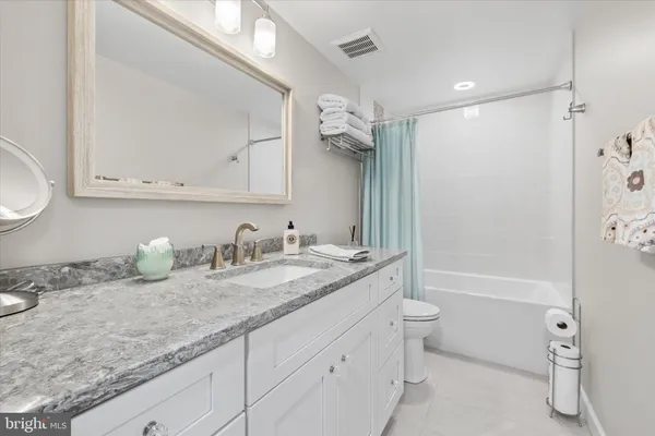 $785,000 | 15401 Silvan Glen Drive, Dumfries, VA 22025