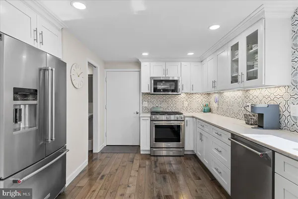 $785,000 | 15401 Silvan Glen Drive, Dumfries, VA 22025