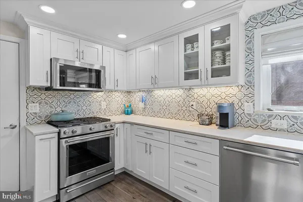 $785,000 | 15401 Silvan Glen Drive, Dumfries, VA 22025