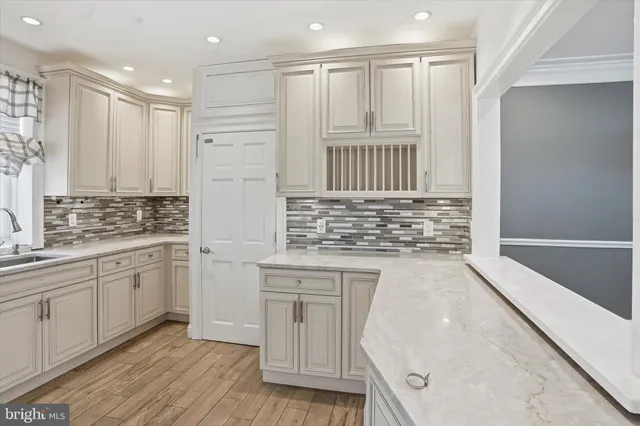 $260,000 | 417 West Grange Avenue, Philadelphia, PA 19120