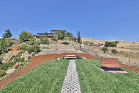 $1,999,000 | 950 Macduff Court, San Jose, CA 95127