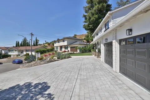 $1,999,000 | 950 Macduff Court, San Jose, CA 95127