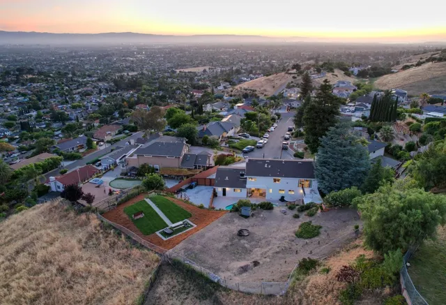 $1,999,000 | 950 Macduff Court, San Jose, CA 95127