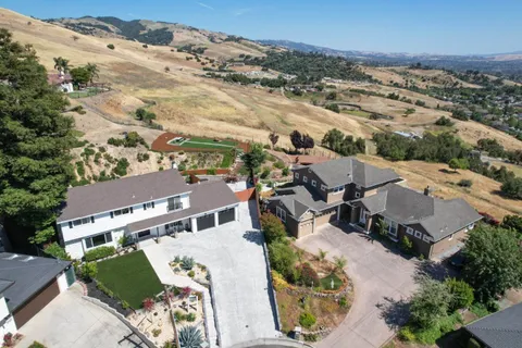 $1,999,000 | 950 Macduff Court, San Jose, CA 95127