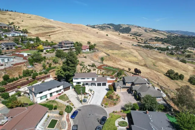 $1,999,000 | 950 Macduff Court, San Jose, CA 95127