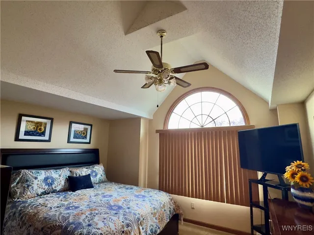 $459,000 | 25 Cove Hollow, West Seneca, NY 14224