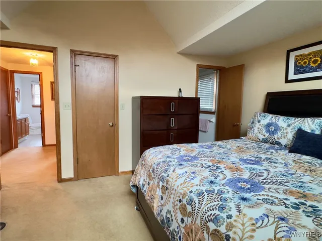 $459,000 | 25 Cove Hollow, West Seneca, NY 14224