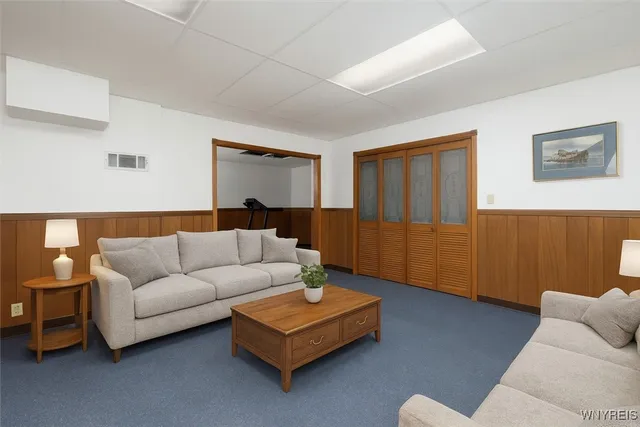 $459,000 | 25 Cove Hollow, West Seneca, NY 14224