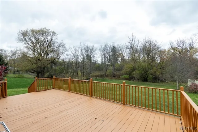 $459,000 | 25 Cove Hollow, West Seneca, NY 14224