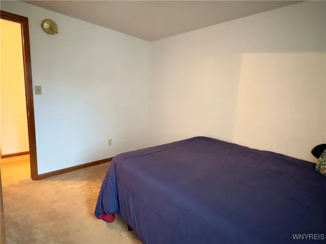 $459,000 | 25 Cove Hollow, West Seneca, NY 14224