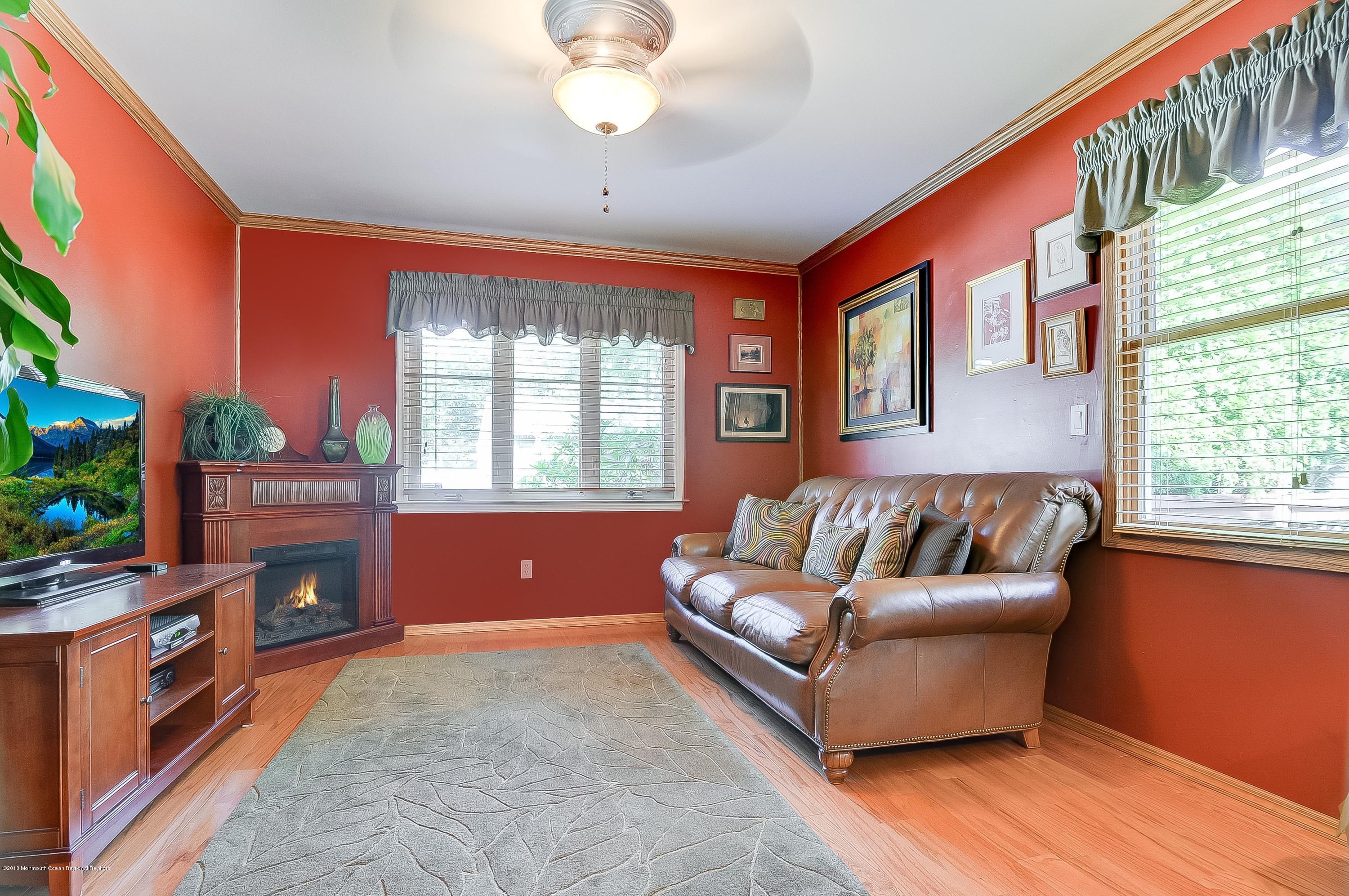 3 Rimwood Lane Howell, NJ 07731 - Photo 12 of 30 012_Family