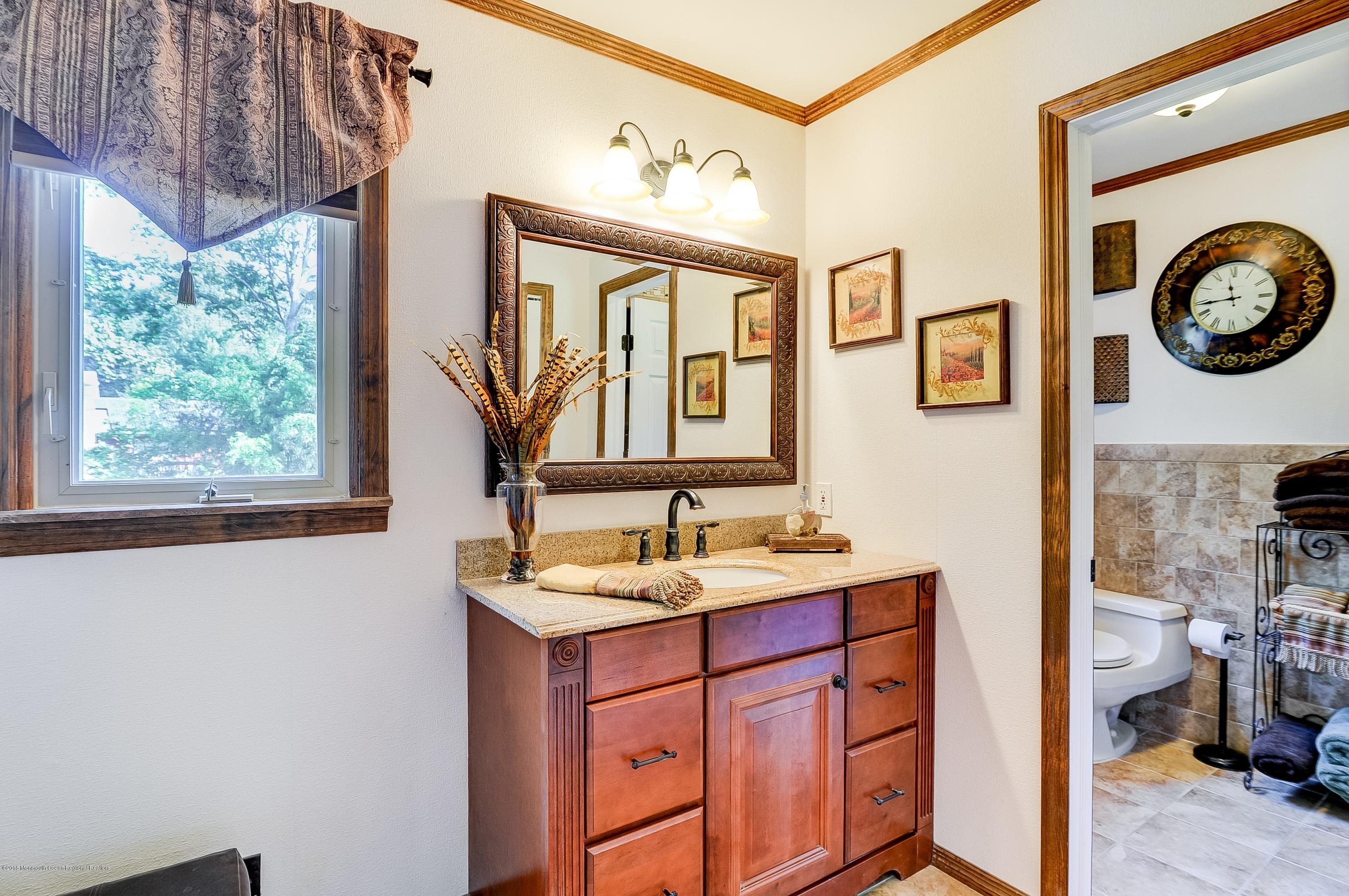 3 Rimwood Lane Howell, NJ 07731 - Photo 17 of 30 017_Master Bathroom