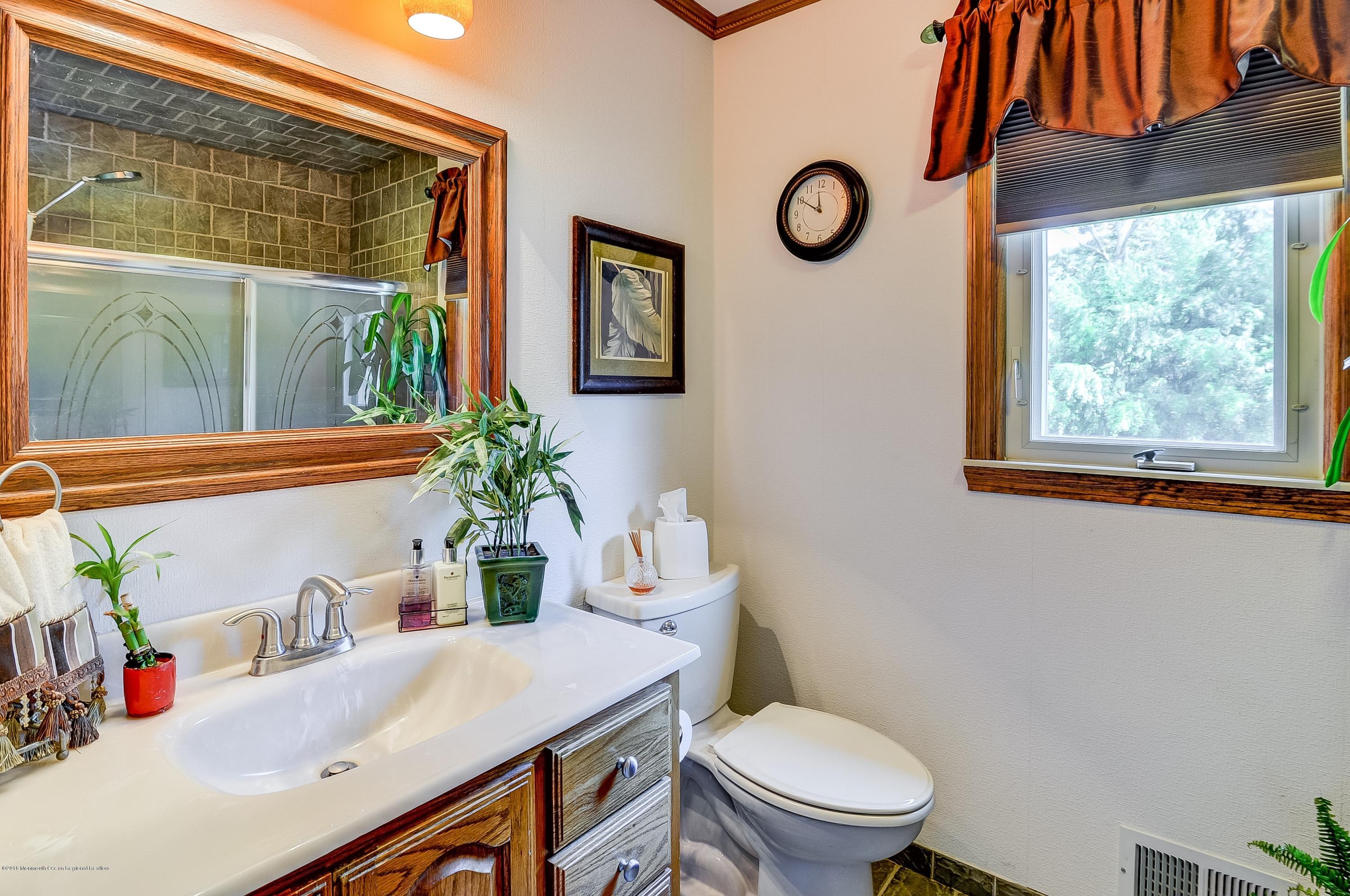 3 Rimwood Lane Howell, NJ 07731 - Photo 22 of 30 022_Main Bath