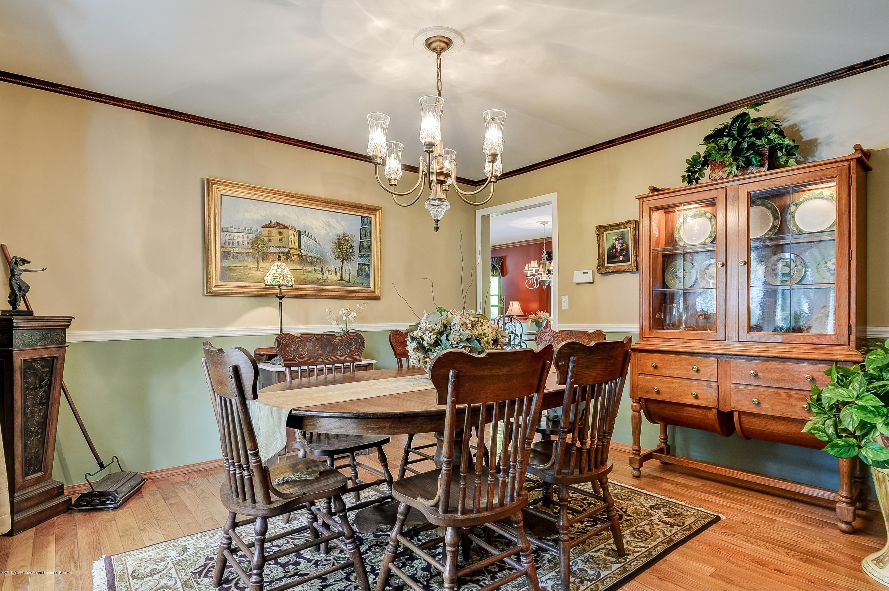 3 Rimwood Lane Howell, NJ 07731 - Photo 7 of 30 007_Dining