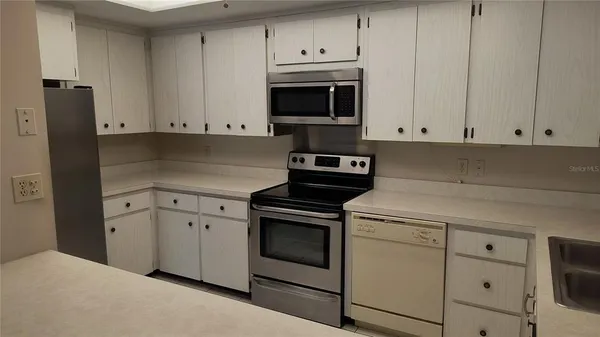 $2,200 | Undisclosed Address, Belleair, FL 33756