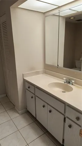 $2,400 | Undisclosed Address, Belleair, FL 33756