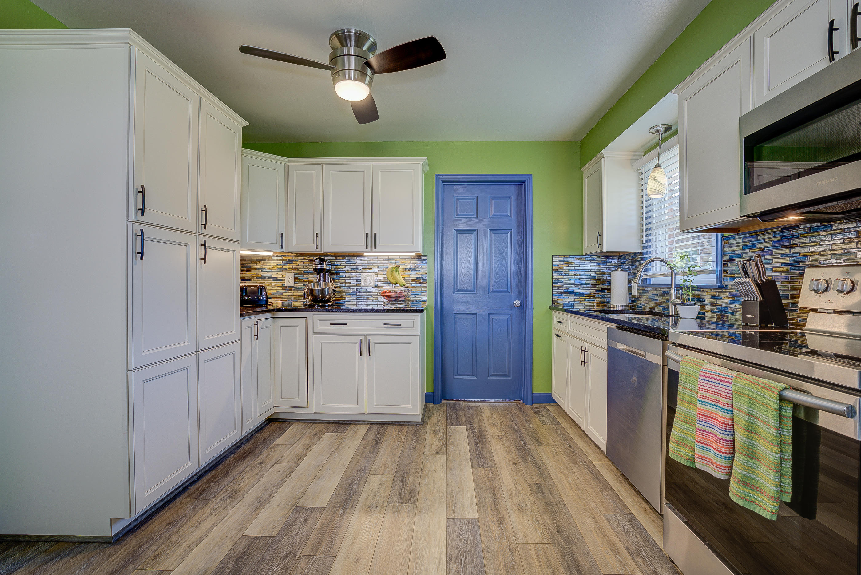 525 Santee Road Roanoke, VA 24019 - Photo 14 of 41 08