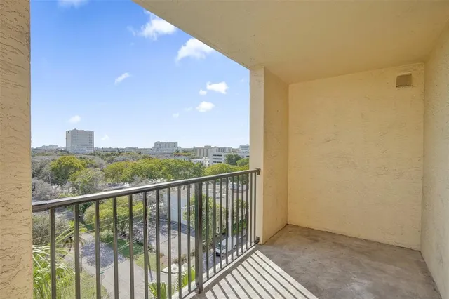 $2,800 | 520 Southeast 5th Avenue, Unit 1608, Fort Lauderdale, FL 33301