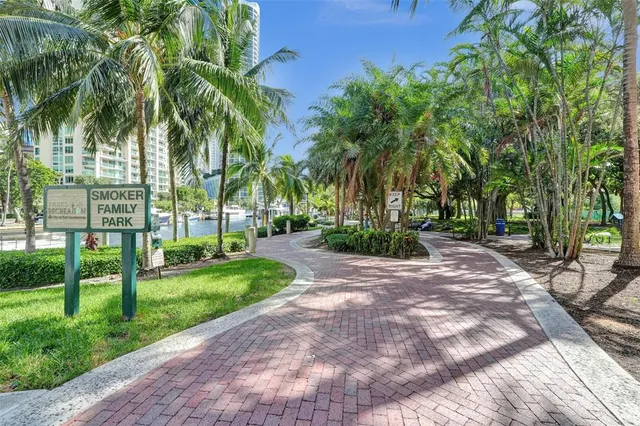 $2,800 | 520 Southeast 5th Avenue, Unit 1608, Fort Lauderdale, FL 33301