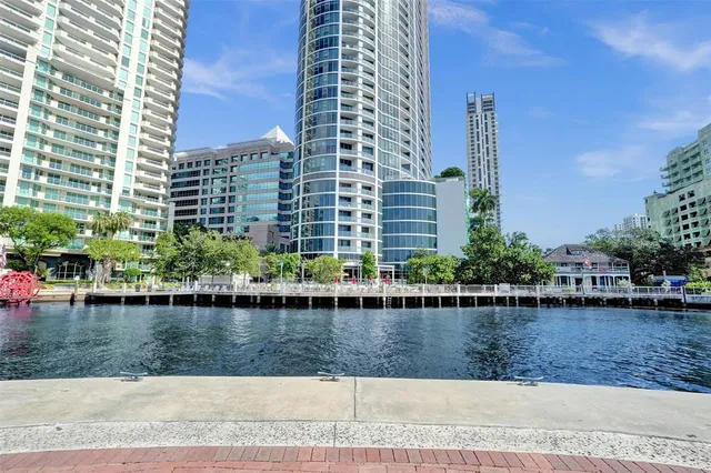 $2,800 | 520 Southeast 5th Avenue, Unit 1608, Fort Lauderdale, FL 33301