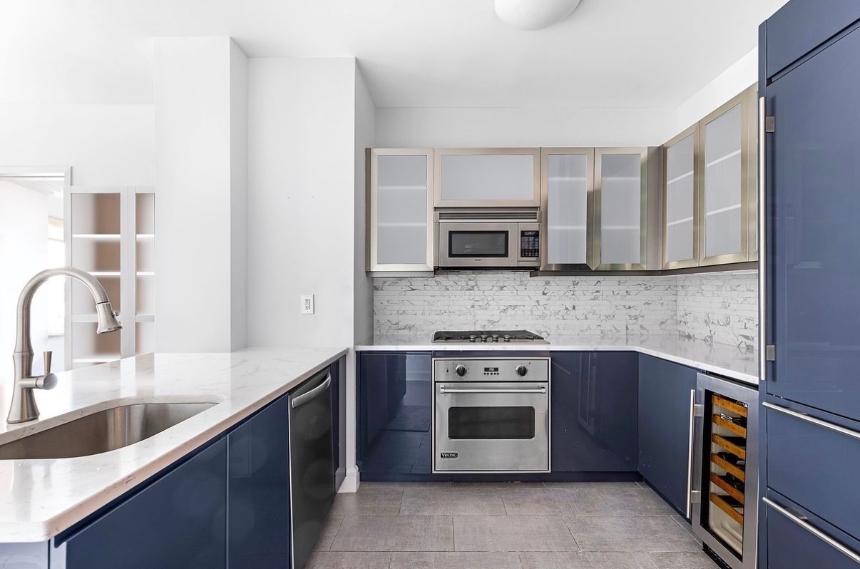 80 Riverside Boulevard, Unit 3L Manhattan, NY 11355 - Photo 4 of 17