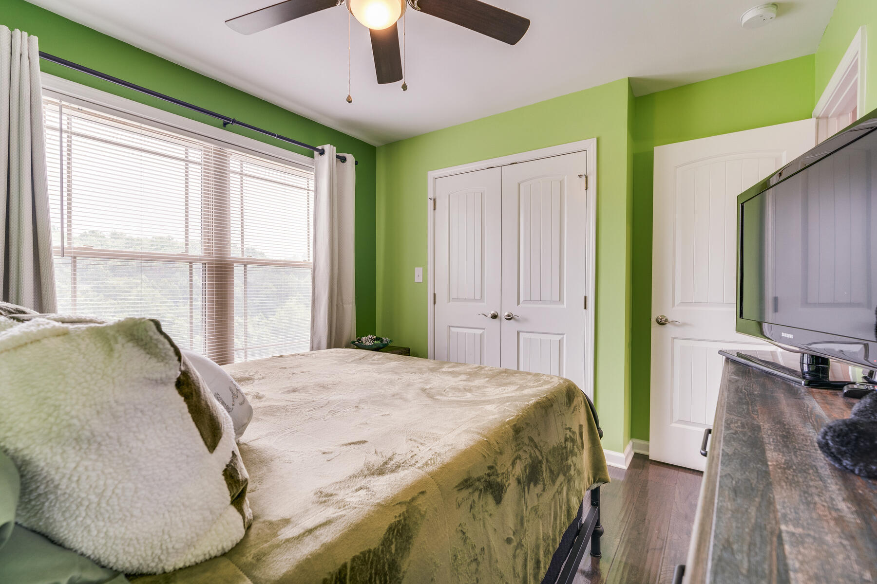 877 Cedar Branch Road Kingsport, TN 37664 - Photo 19 of 41 023