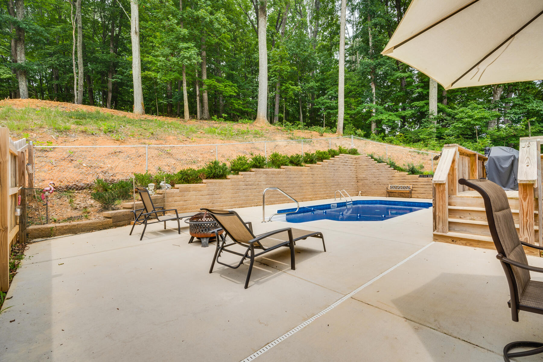 877 Cedar Branch Road Kingsport, TN 37664 - Photo 31 of 41 035