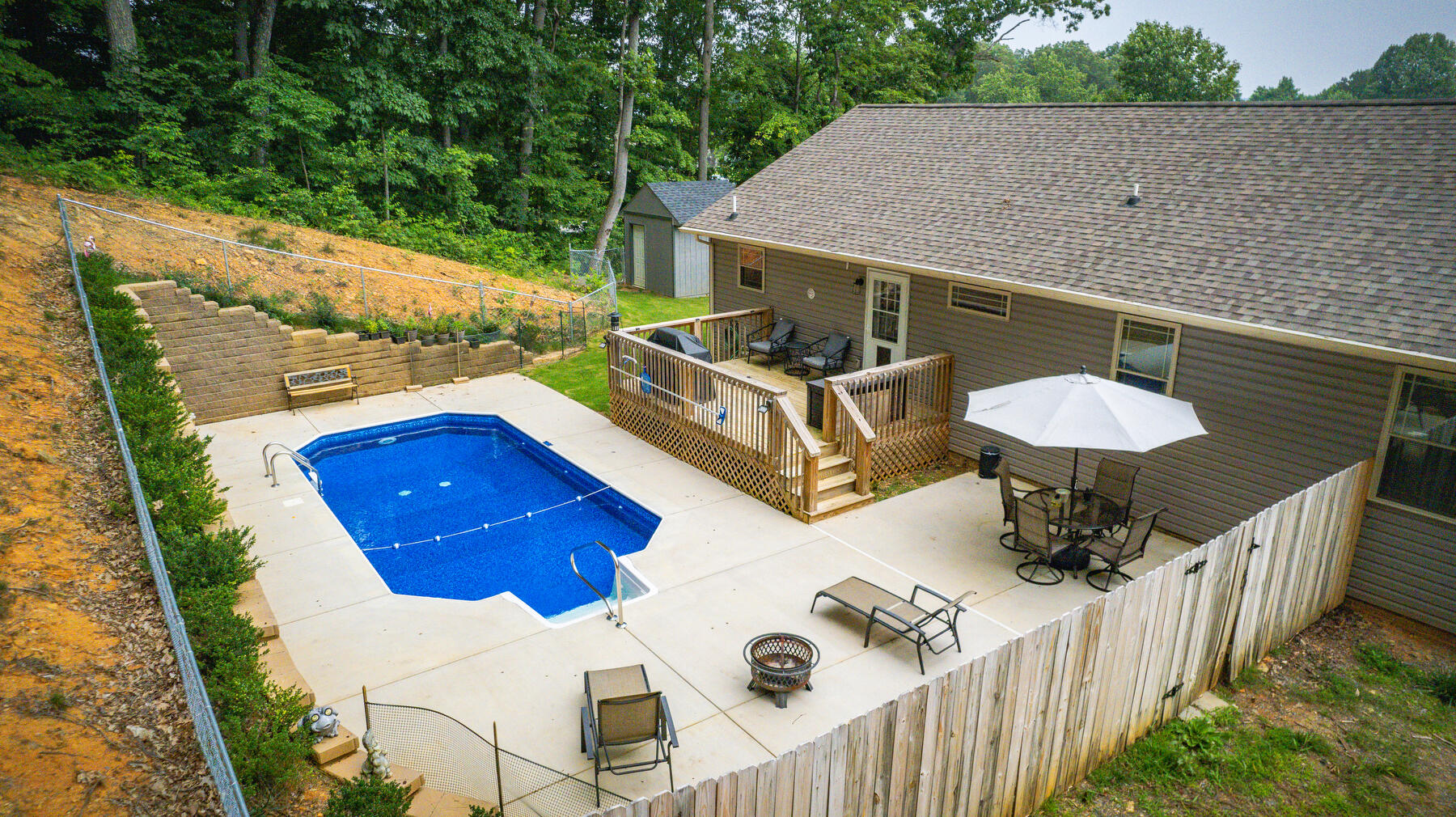 877 Cedar Branch Road Kingsport, TN 37664 - Photo 34 of 41 102