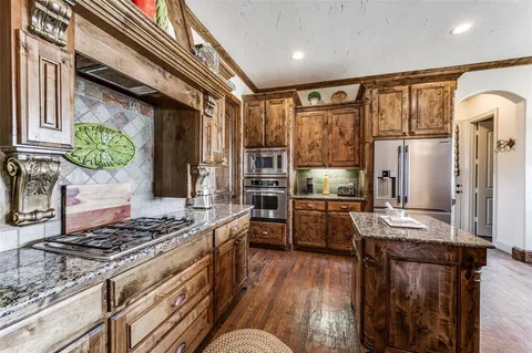 $724,999 | 117 Woodland Drive, Krugerville, TX 76227