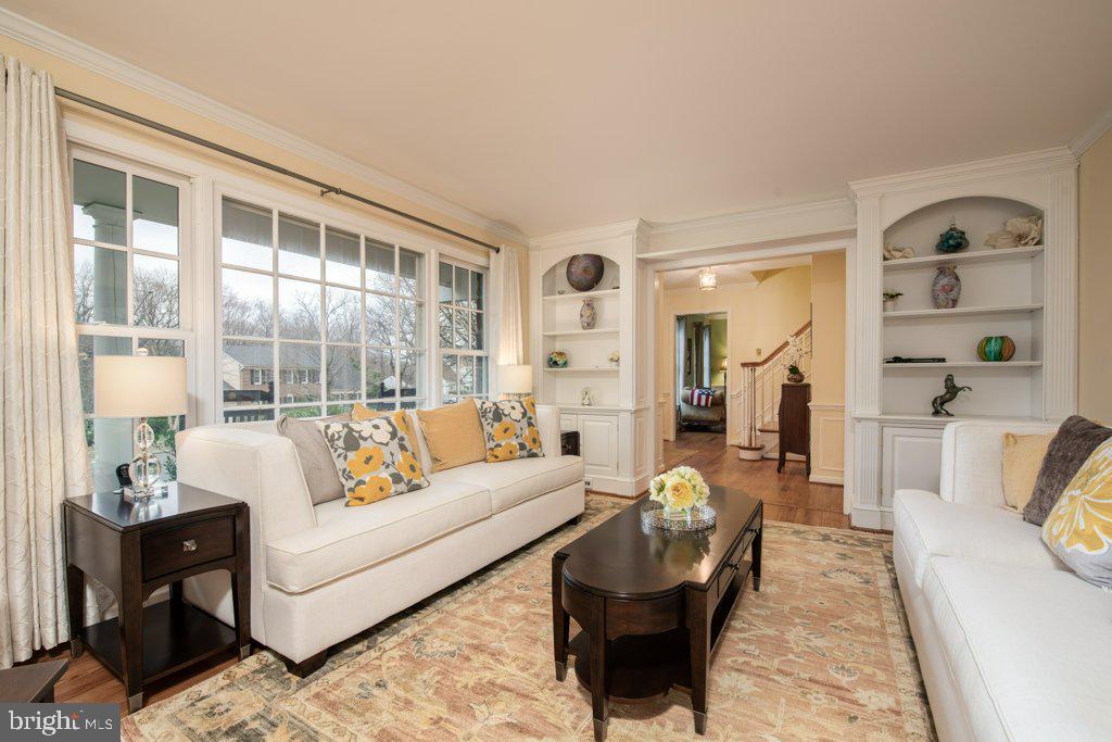 2003 Windmill Lane Alexandria, VA 22307 - Photo 12 of 46