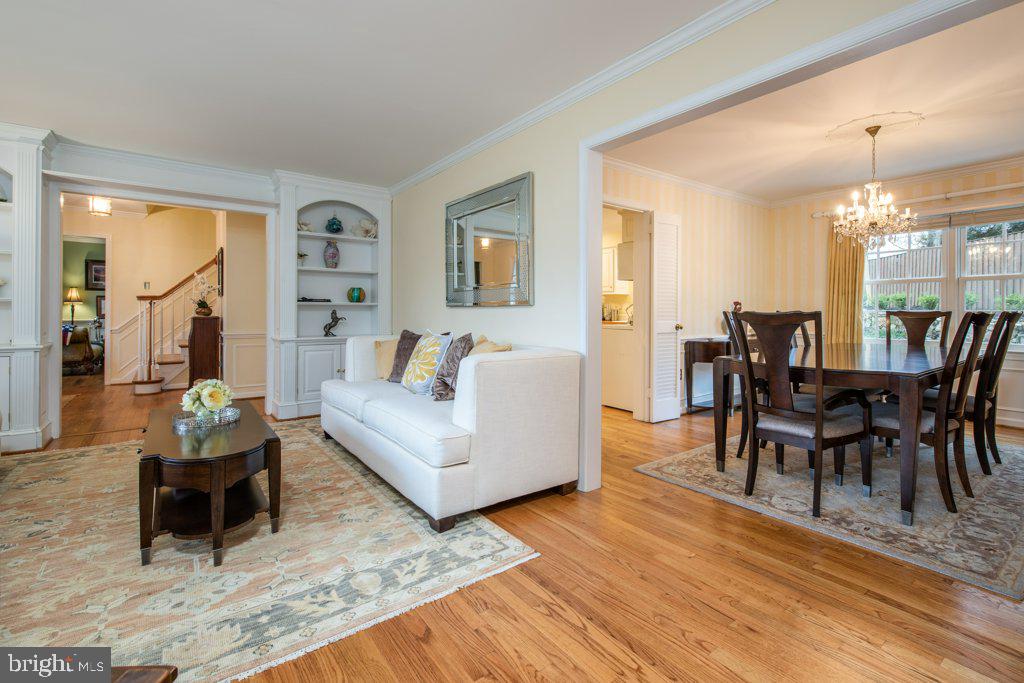 2003 Windmill Lane Alexandria, VA 22307 - Photo 7 of 46