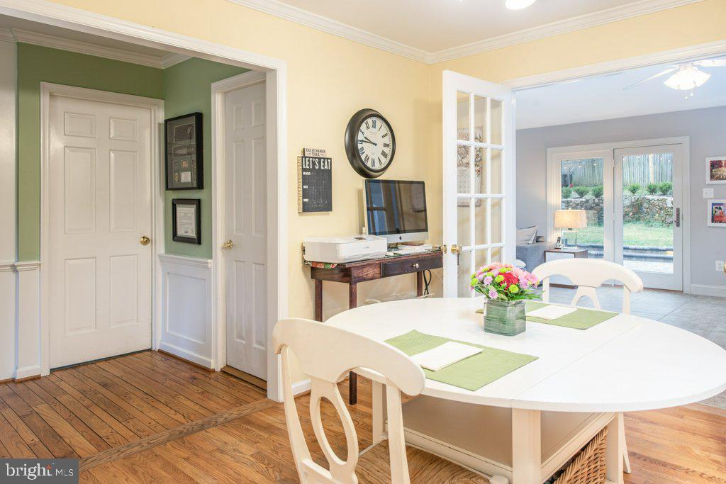 2003 Windmill Lane Alexandria, VA 22307 - Photo 9 of 46