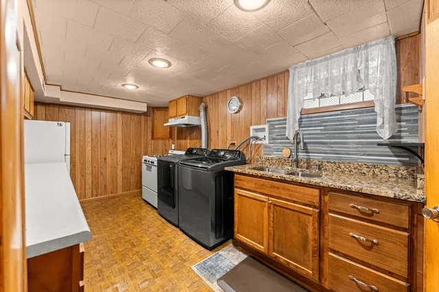 $274,900 | 10305 South Avenue O, Chicago, IL 60617