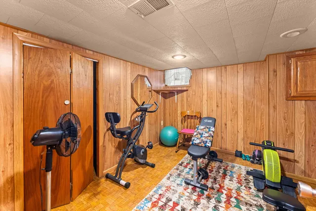 $274,900 | 10305 South Avenue O, Chicago, IL 60617