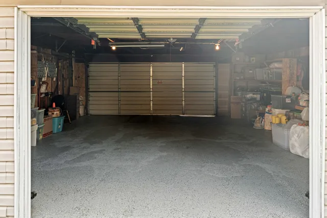 $274,900 | 10305 South Avenue O, Chicago, IL 60617