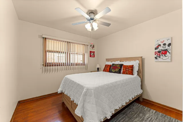 $274,900 | 10305 South Avenue O, Chicago, IL 60617