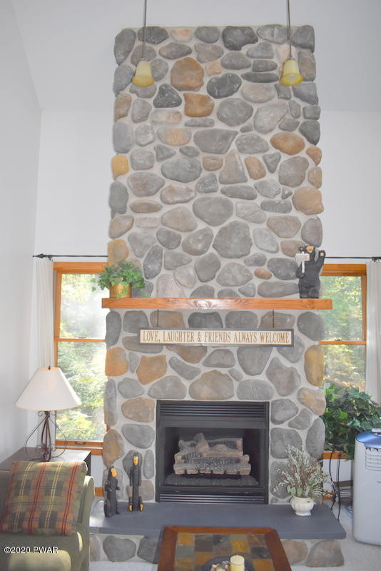 111 Raspberry Drive Canadensis, PA 18325 - Photo 5 of 32