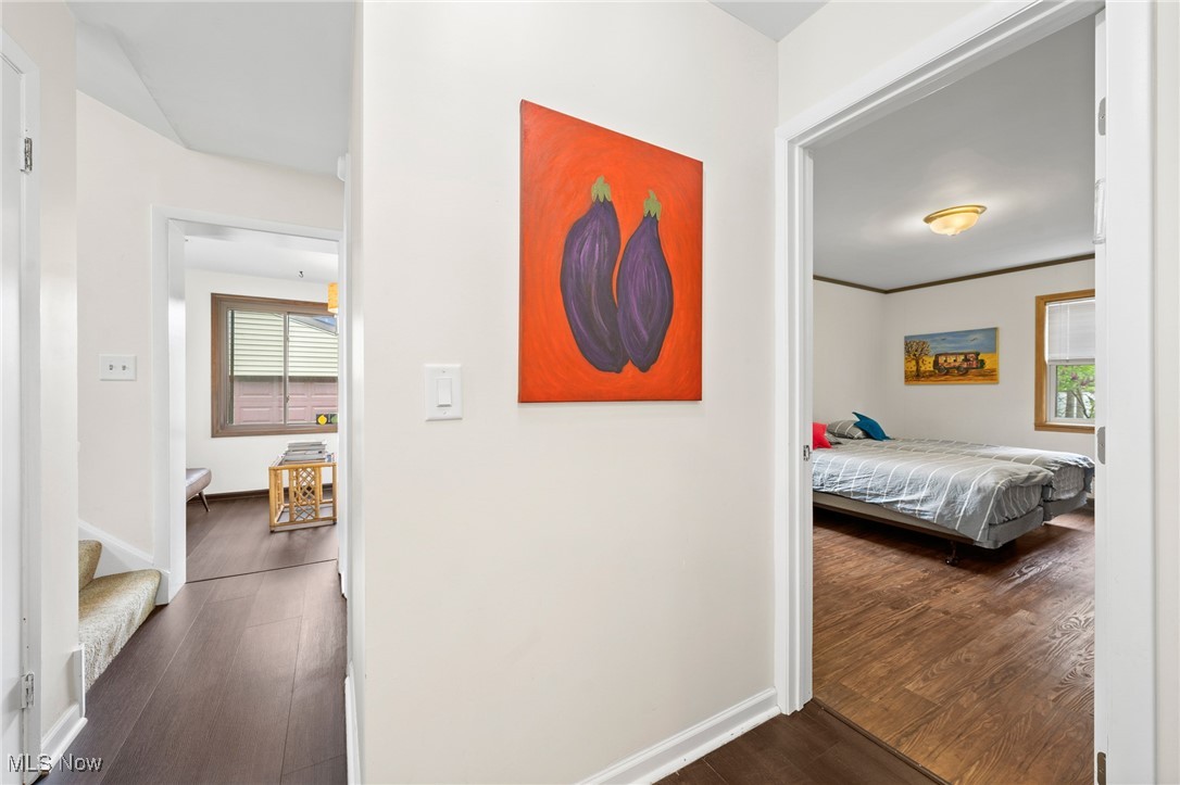 2520 Milton Road Cleveland, OH 44118 - Photo 9 of 23 Gallery Image 9
