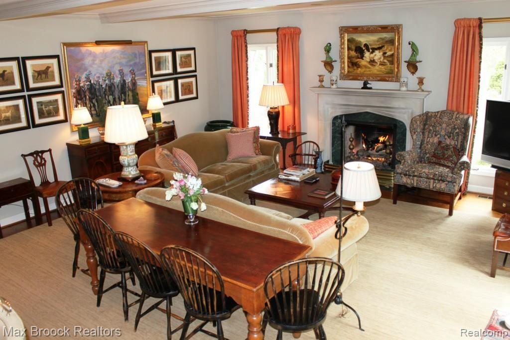 4875 Charing Cross Road Bloomfield Hills, MI 48304 - Photo 7 of 45