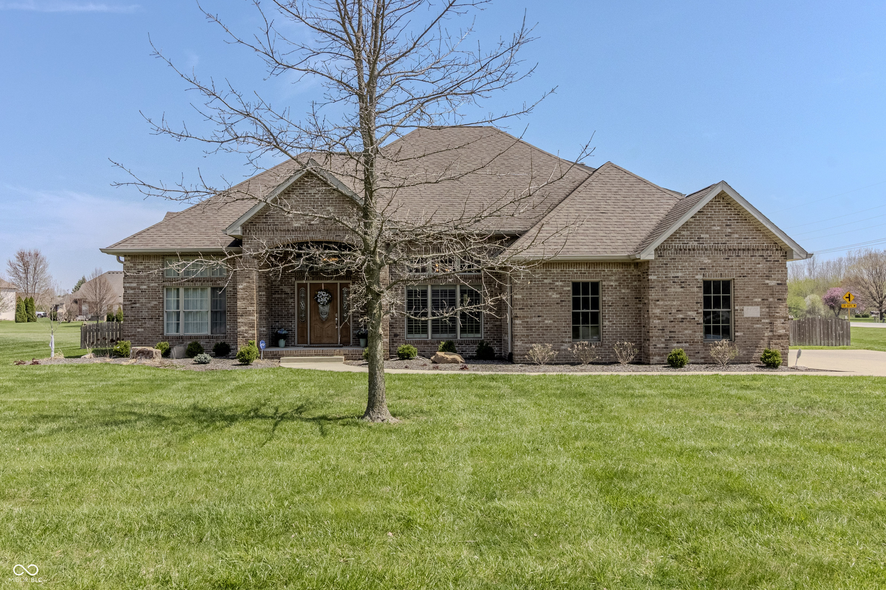 6472 Independence Court Pendleton, IN 46064 - Photo 2 of 71