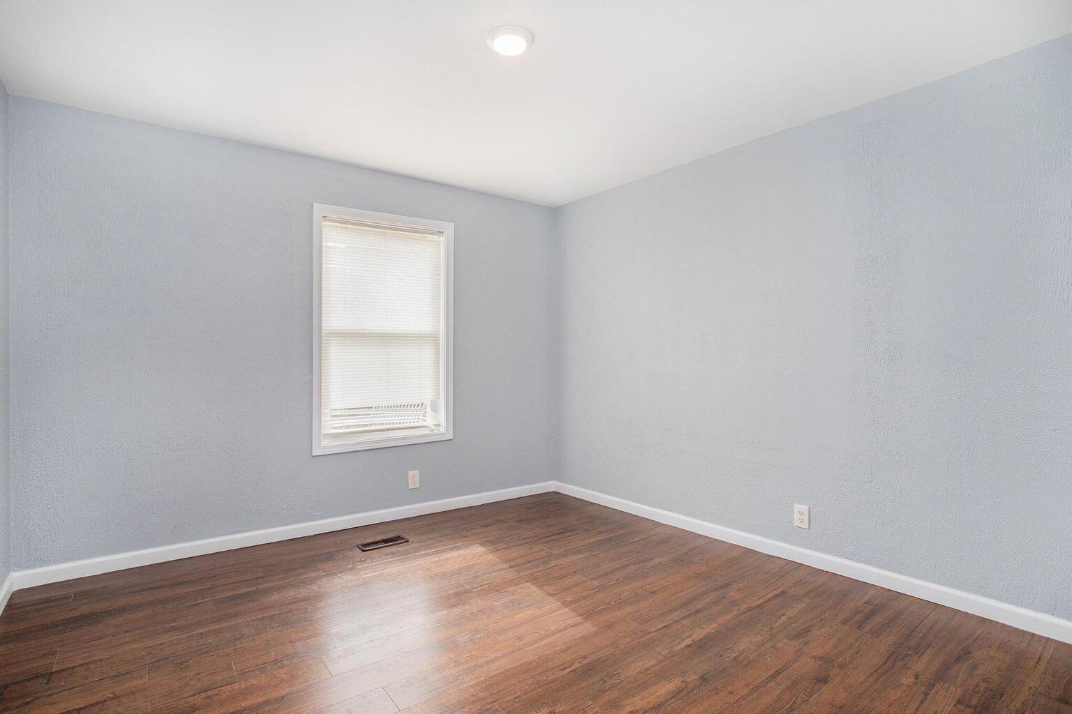 2430 Butler Road Benton Harbor, MI 49022 - Photo 12 of 15 20220310142005031024000000-o
